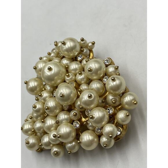 Carolee Vintage Signed Lux Gold Tone Lg Cluster Faux Pearl Crystal Heart Brooch - Picture 9 of 9